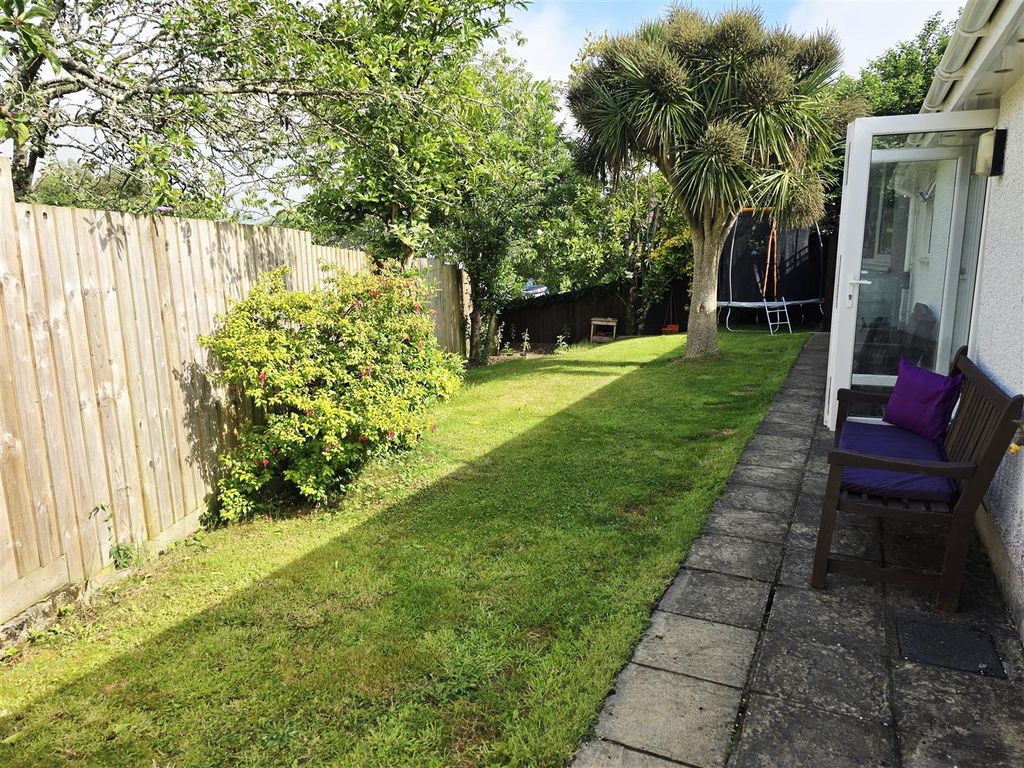 Property photo 3 of 33