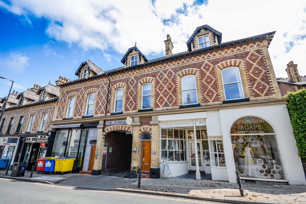 Property photo 1 of 12 Front External