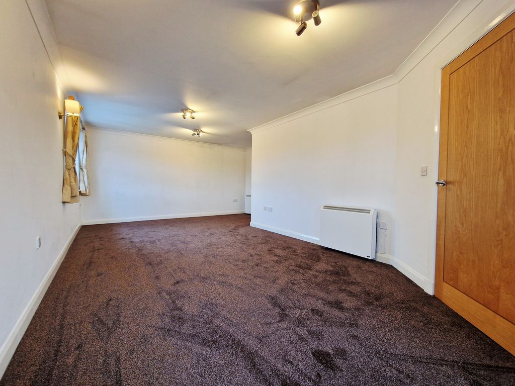 Property photo 3 of 7