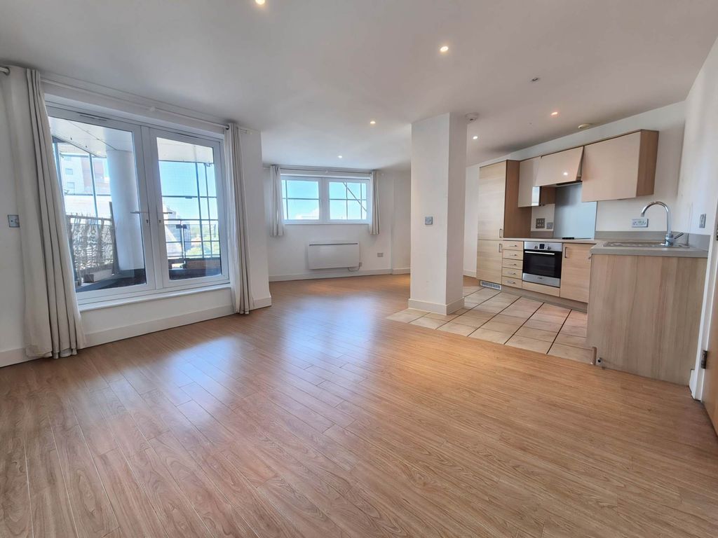 Property photo 2 of 13