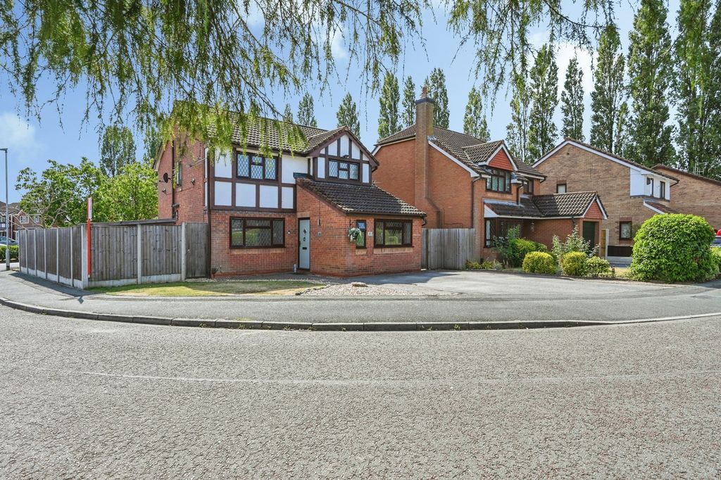 Property photo 1 of 28 Front View