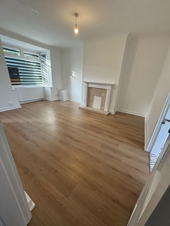 Property photo 3 of 10 Gallery