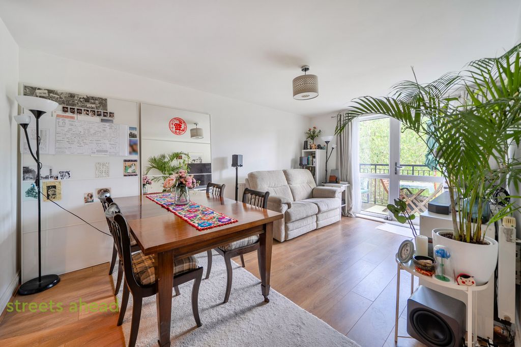 Property photo 1 of 15 1E8E60F6-9825-41c...