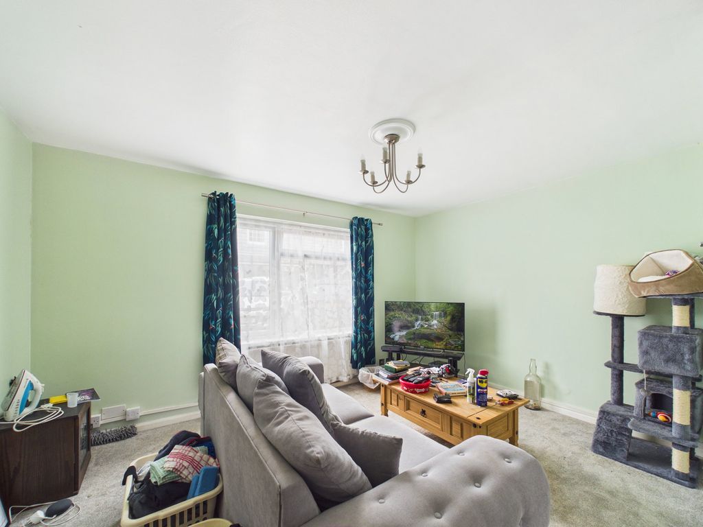 Property photo 3 of 7