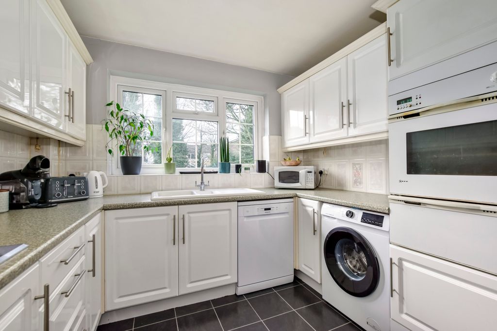 Property photo 3 of 15 Dsc_0825-Dsc_0826