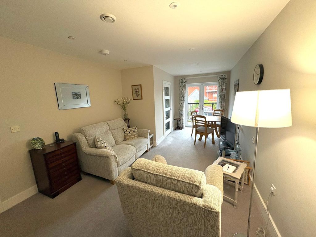 Property photo 3 of 15