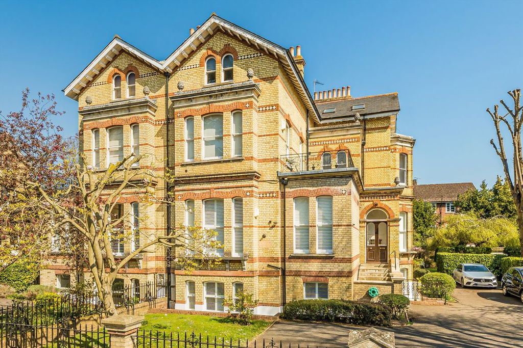 Property photo 1 of 7