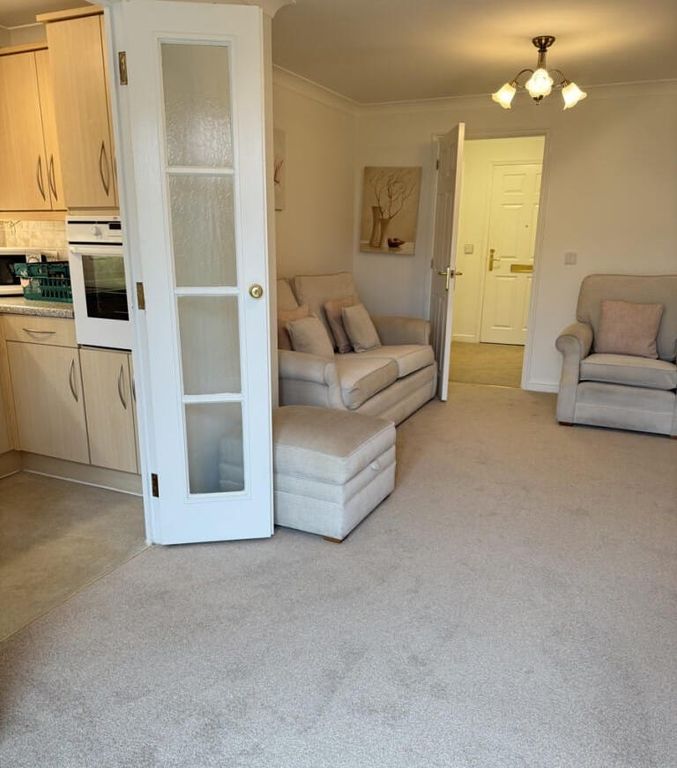 Property photo 2 of 12