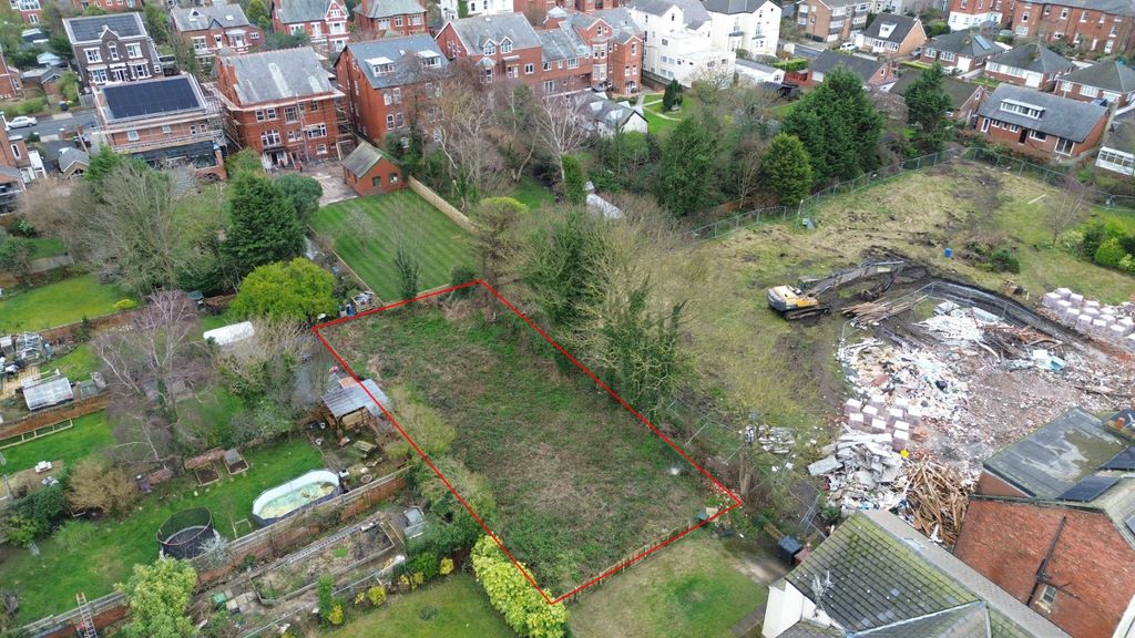 Property photo 1 of 18 4545400