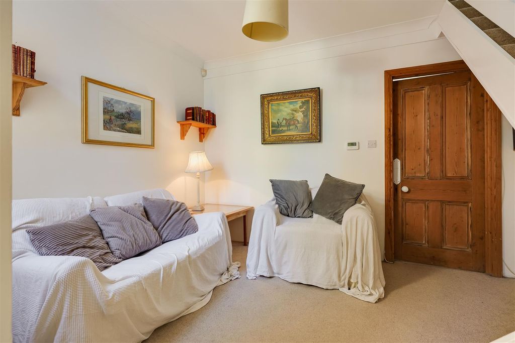 Property photo 2 of 19 Img (3).Jpg
