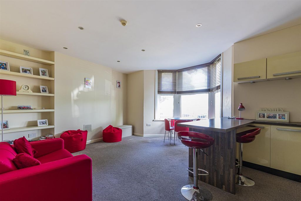 Property photo 2 of 14 Taff Embankment 44, 1-1.Jpg