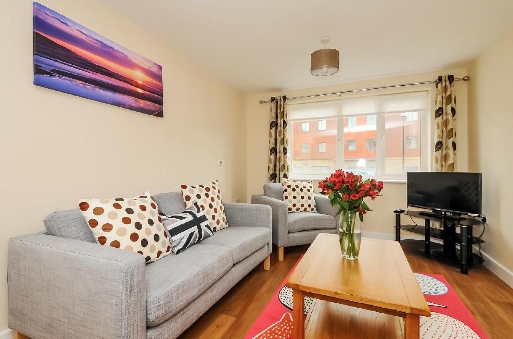 Property photo 3 of 8 Internal View