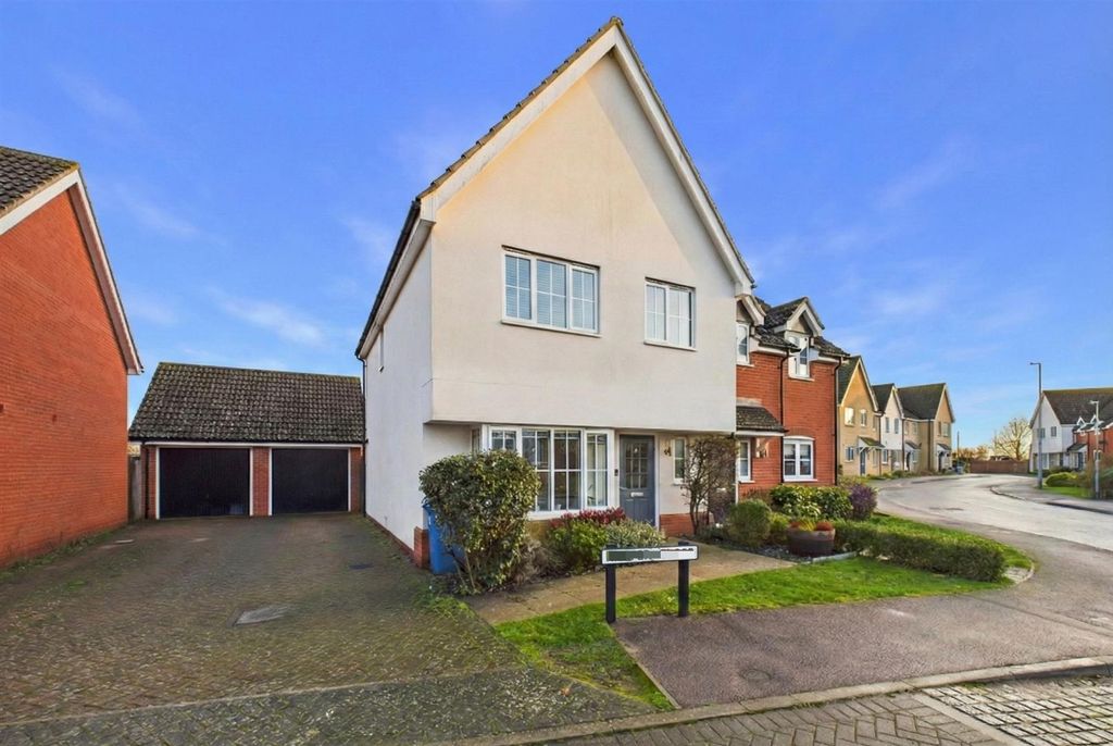 Property photo 1 of 15 Front