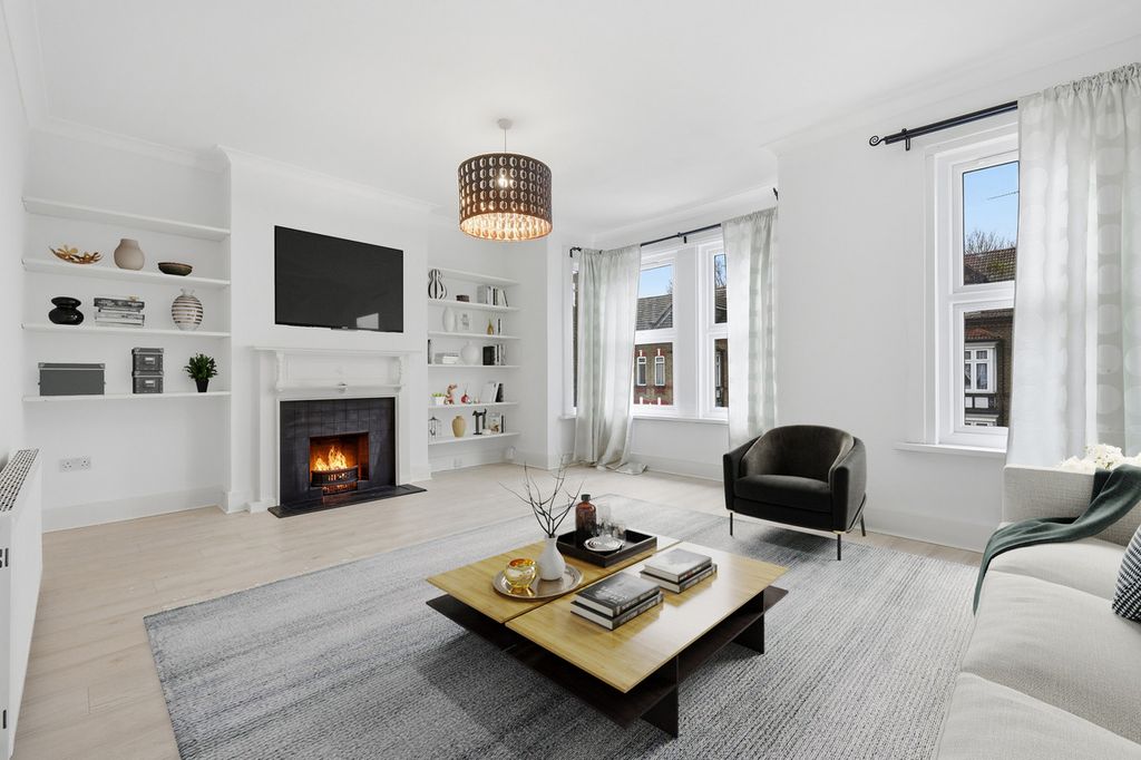 Property photo 2 of 12