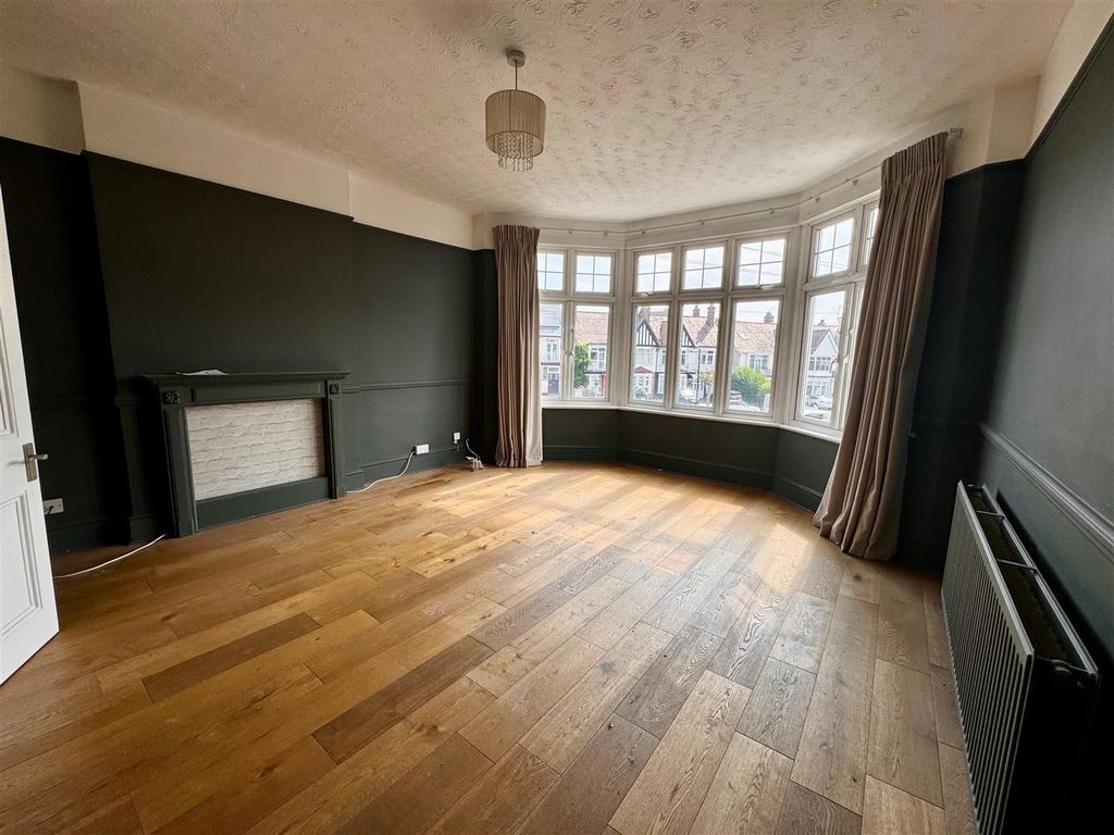 Property photo 3 of 6 Living Room.Jpg