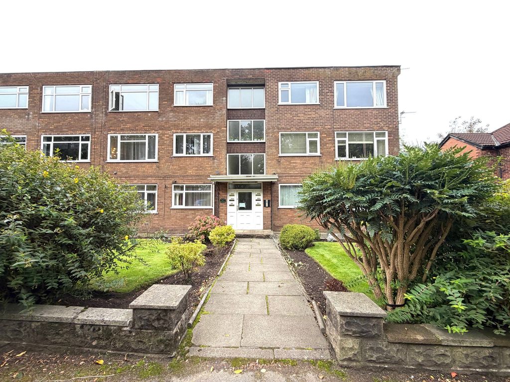Property photo 1 of 7 Front View