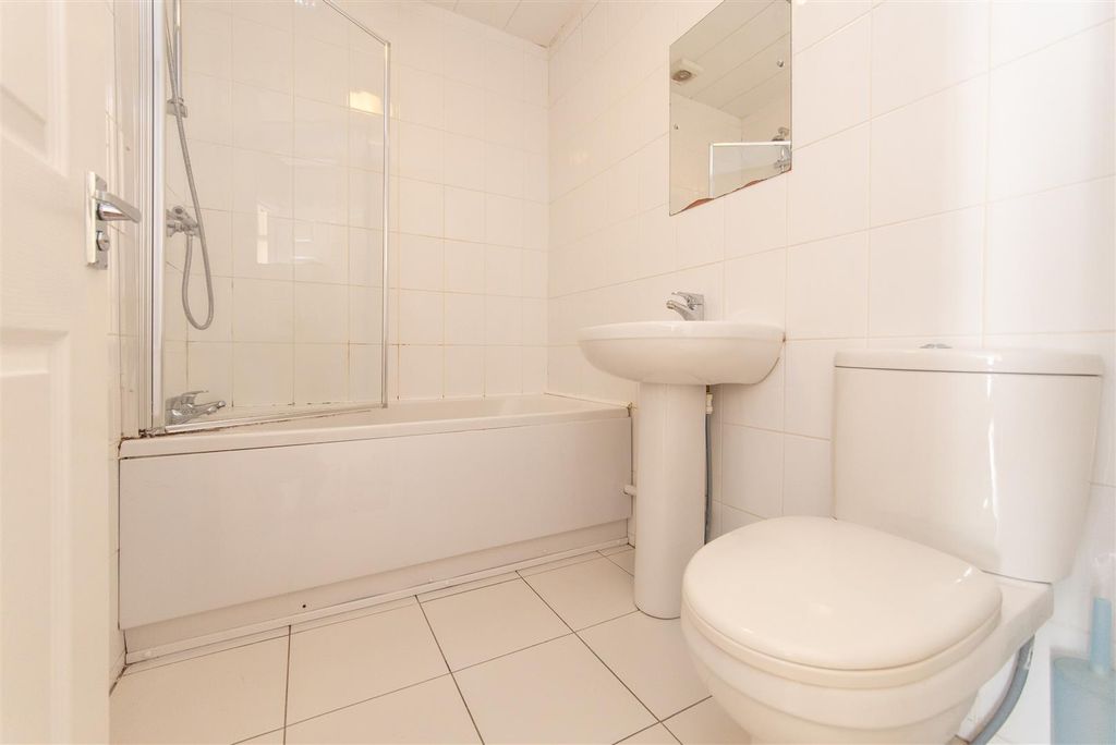 Additional image 23 of 6 bed flat for saleAmble Grove, Sandyford, Newcastle Upon Tyne NE2