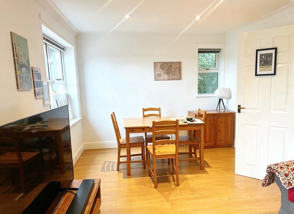 Property photo 3 of 10 Picture No. 03