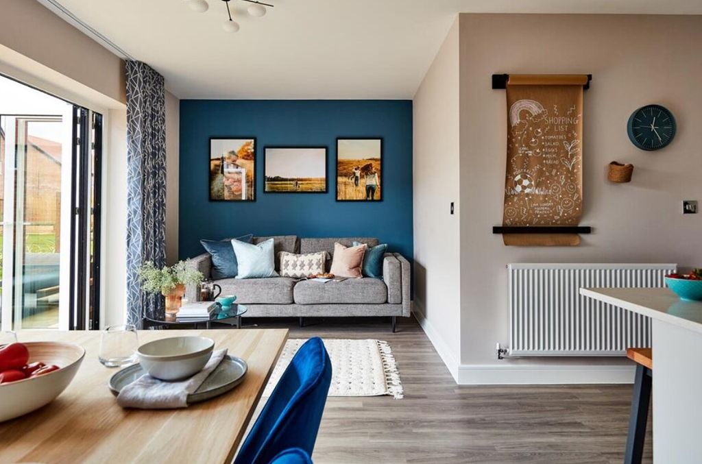 Property photo 2 of 13