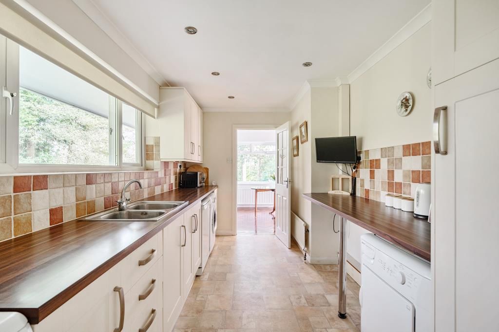 Property photo 3 of 36 Kitchen