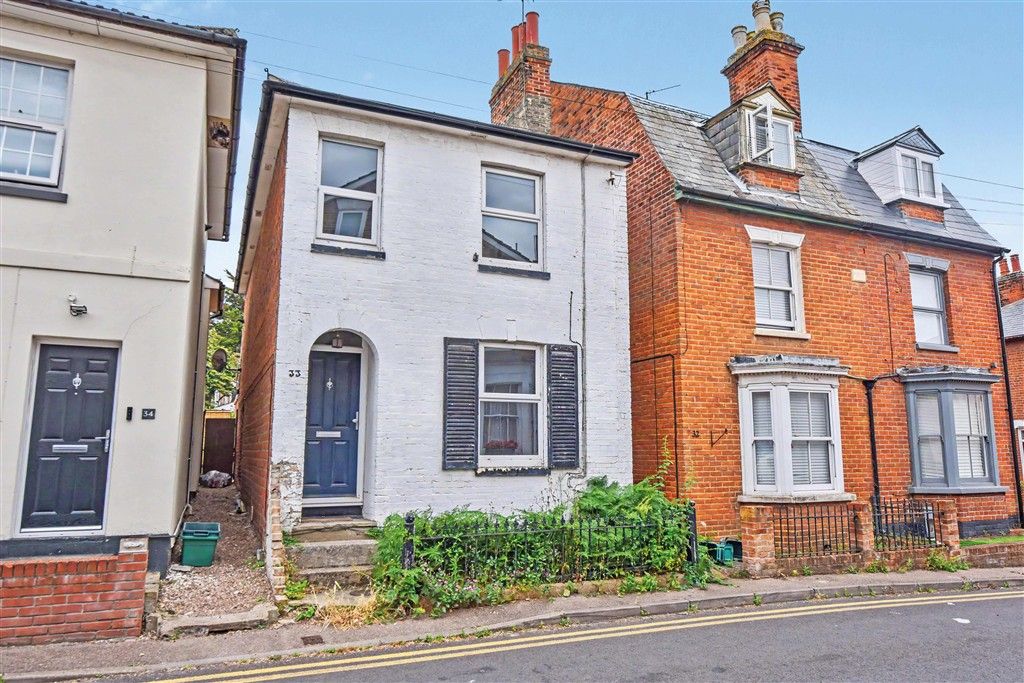 Property photo 1 of 8