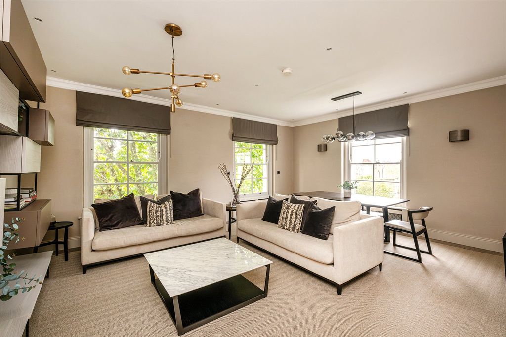 Property photo 1 of 12 Reception