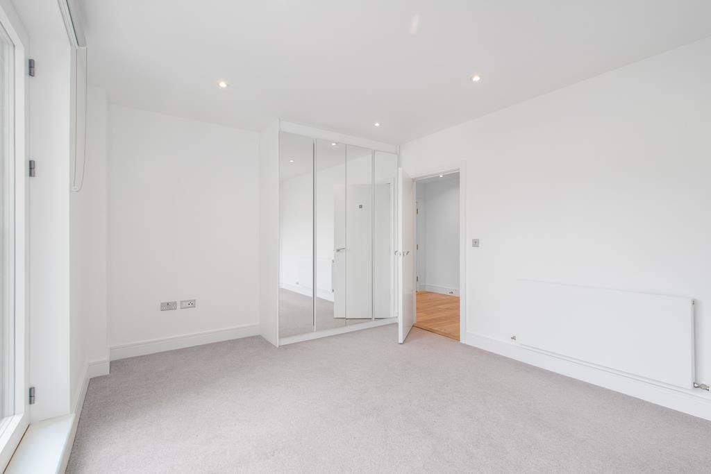 Property photo 3 of 16 Lores-Ws193078-03.Jpg