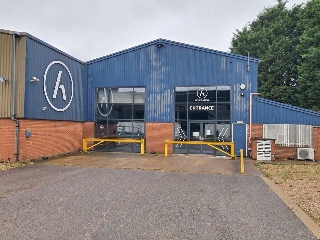 Property photo 3 of 9 Photo 4