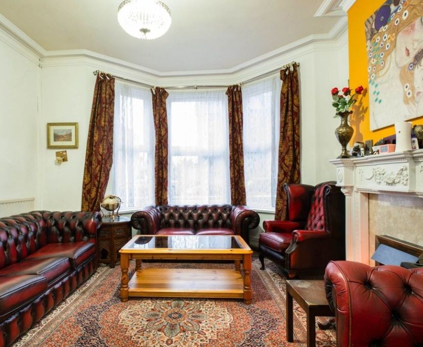 Property photo 3 of 9