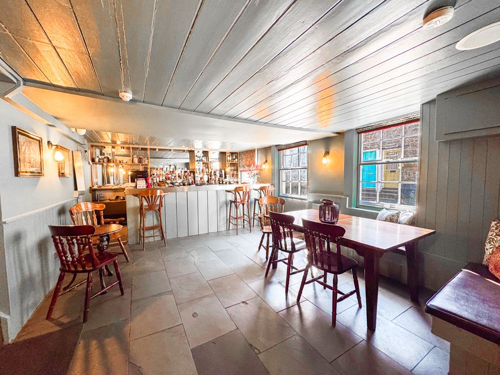 Property photo 2 of 23 Photo 3