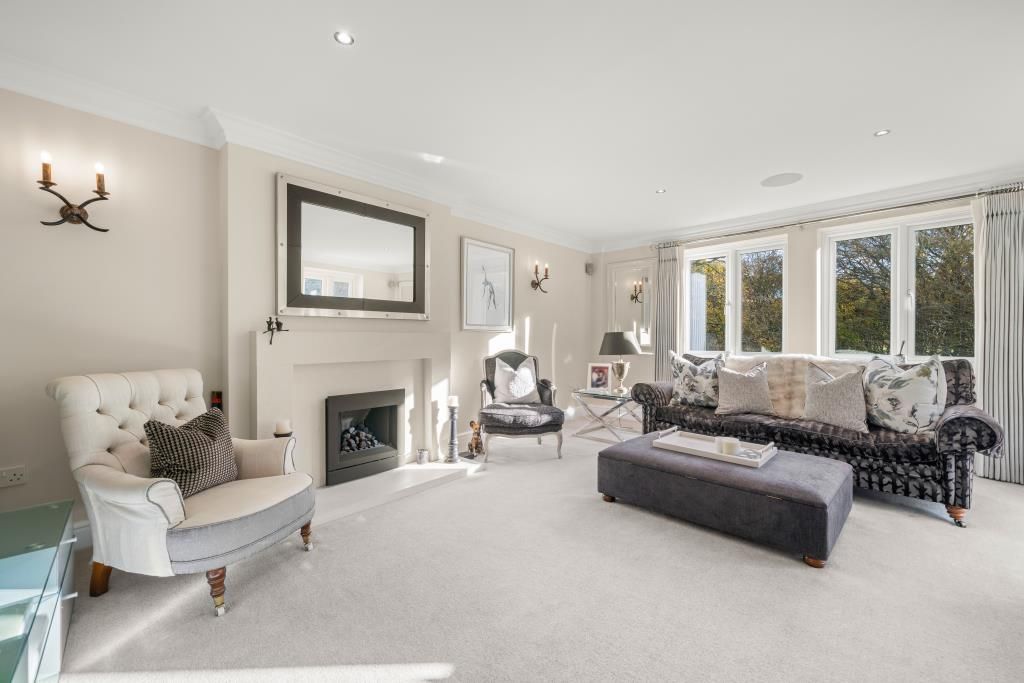 Property photo 3 of 27 Reception Room