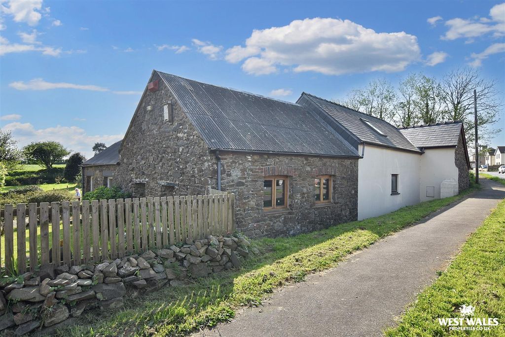 Property photo 1 of 35 33 (4).Jpg