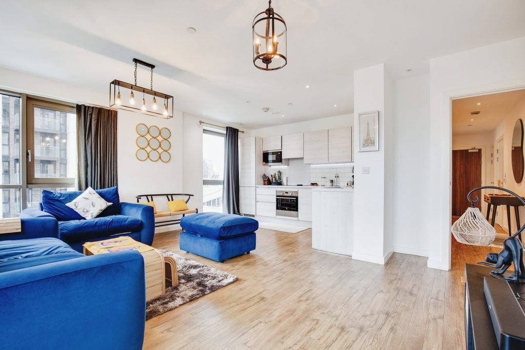 Property photo 3 of 17