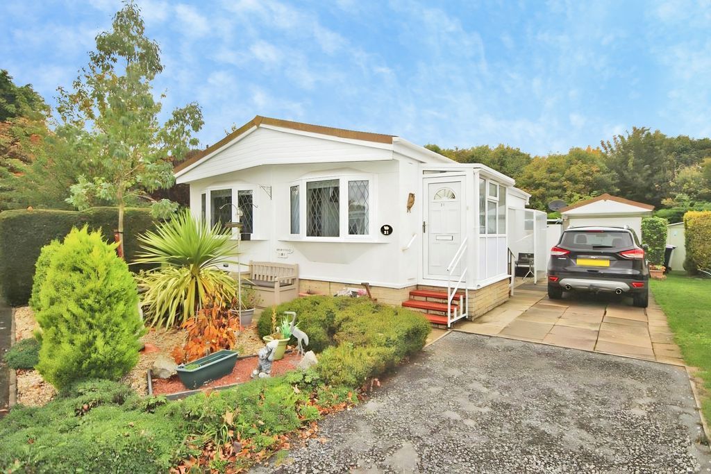 Property photo 1 of 13 Front