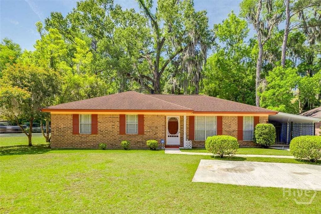 Property photo 1 of 31