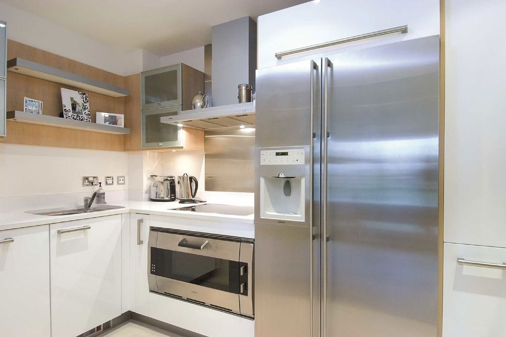 Property photo 3 of 6