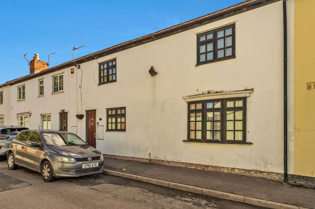 Property photo 2 of 13