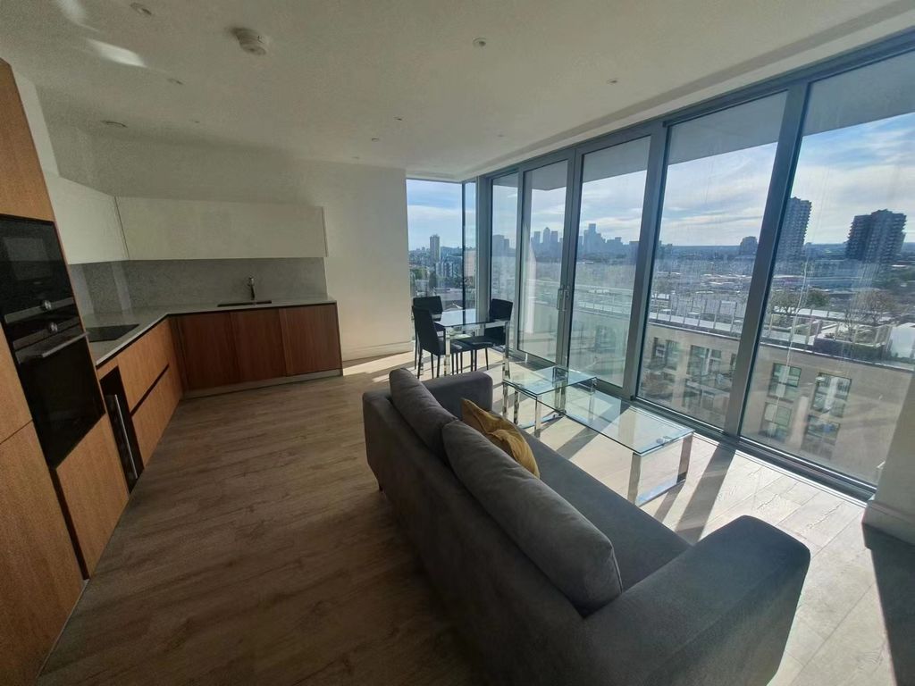 Property photo 1 of 5