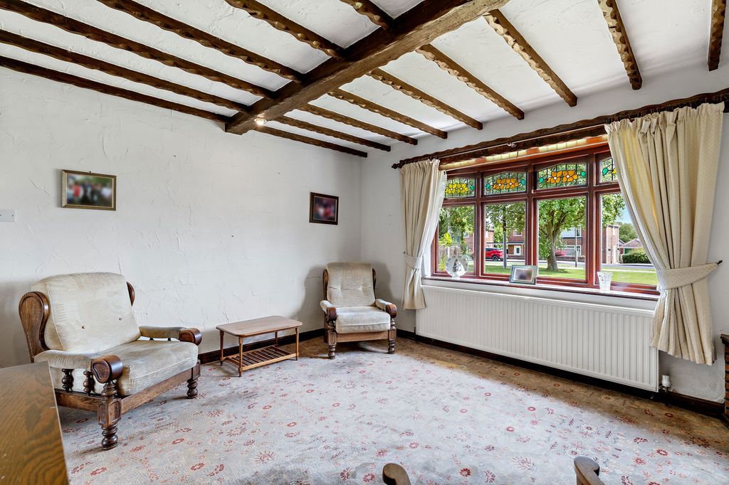 Property photo 3 of 40