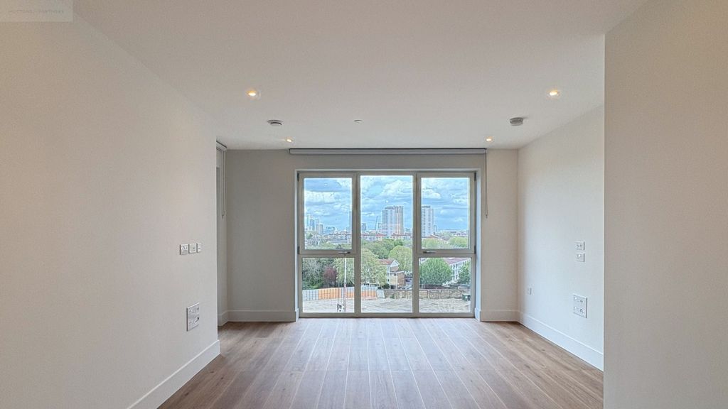 Property photo 1 of 13 Photo 1