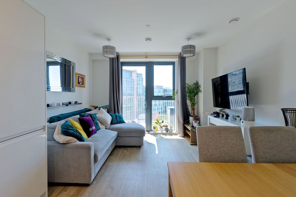 Property photo 1 of 13