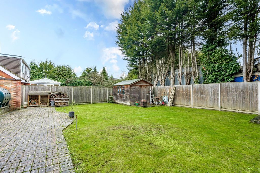 Property photo 2 of 19