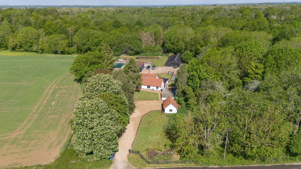 Property photo 1 of 26