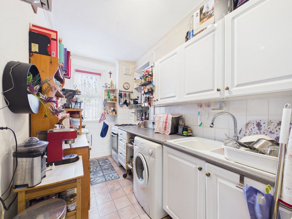 Additional image 5 of 2 bed flat for saleGranville Road, Broadstairs CT10