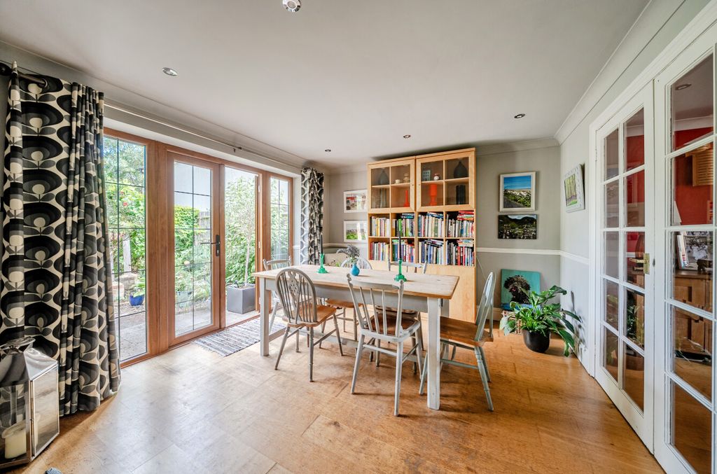 Property photo 2 of 16 1497874-48-6A6748...