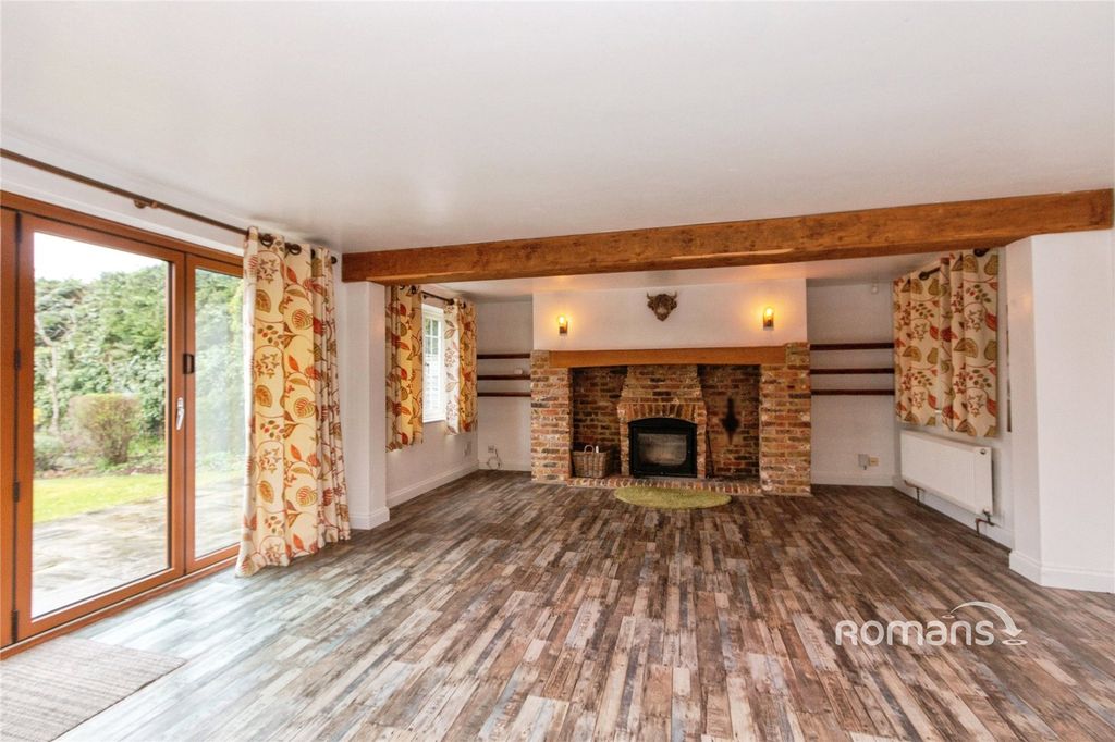 Property photo 2 of 14 Picture No. 70