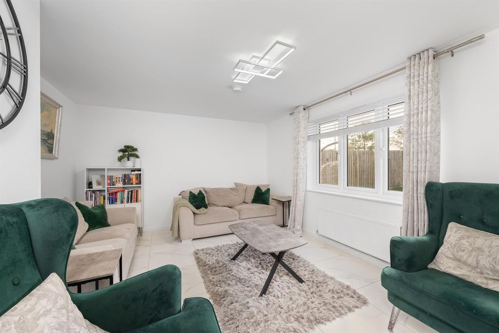 Property photo 3 of 30 2.Jpg