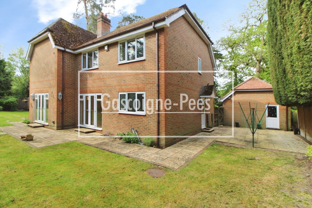 Property photo 1 of 19