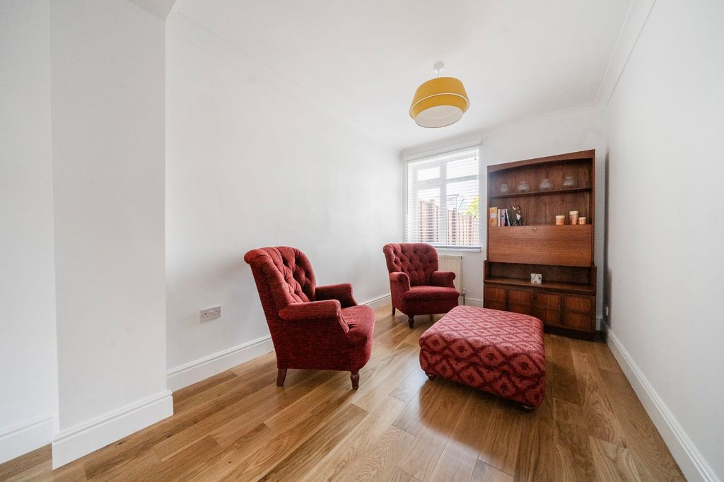 Property photo 3 of 19 Picture No. 33
