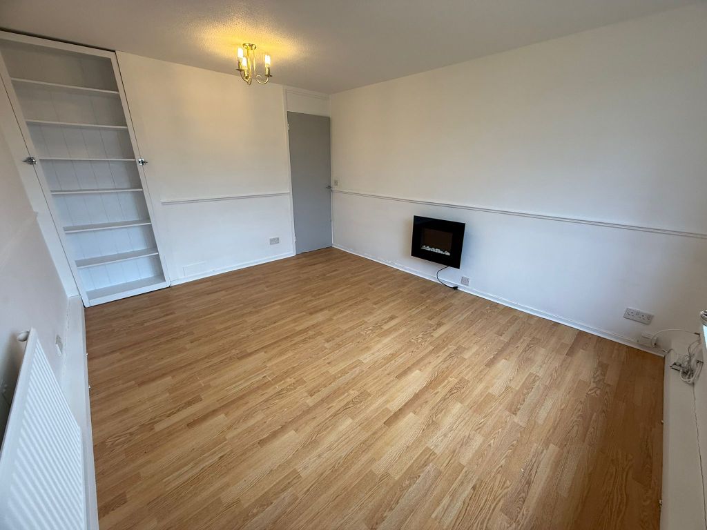 Property photo 3 of 12 Image